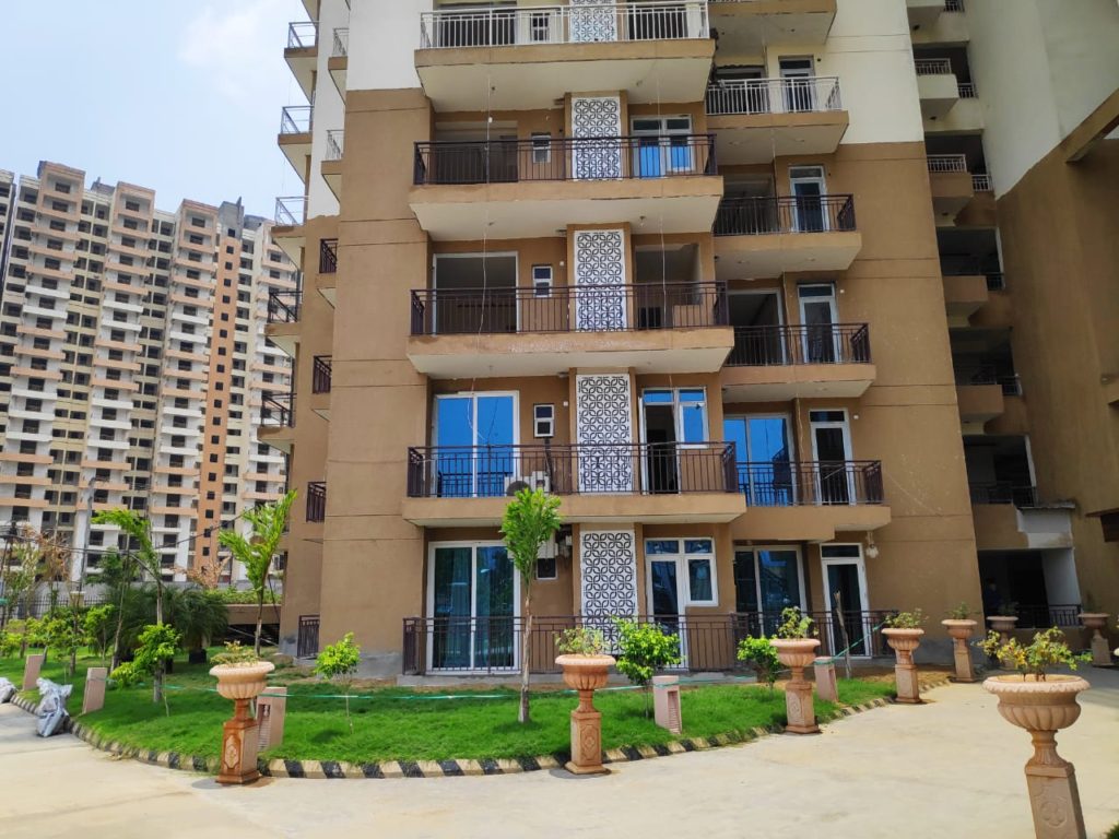 Aastha Greens, Sector 4, Noida Extension Society Image 2