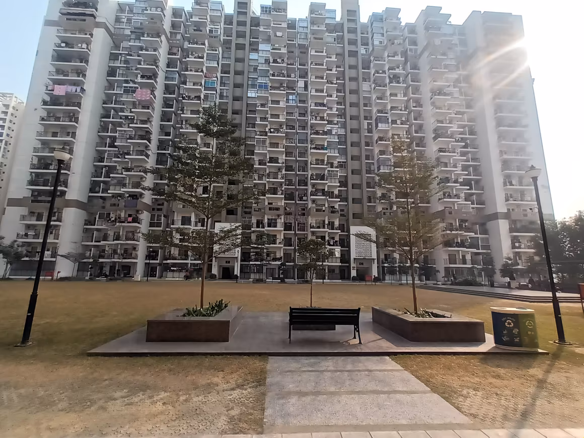 Gulshan Bellina, Sector 16, Noida Extension Society Image 3