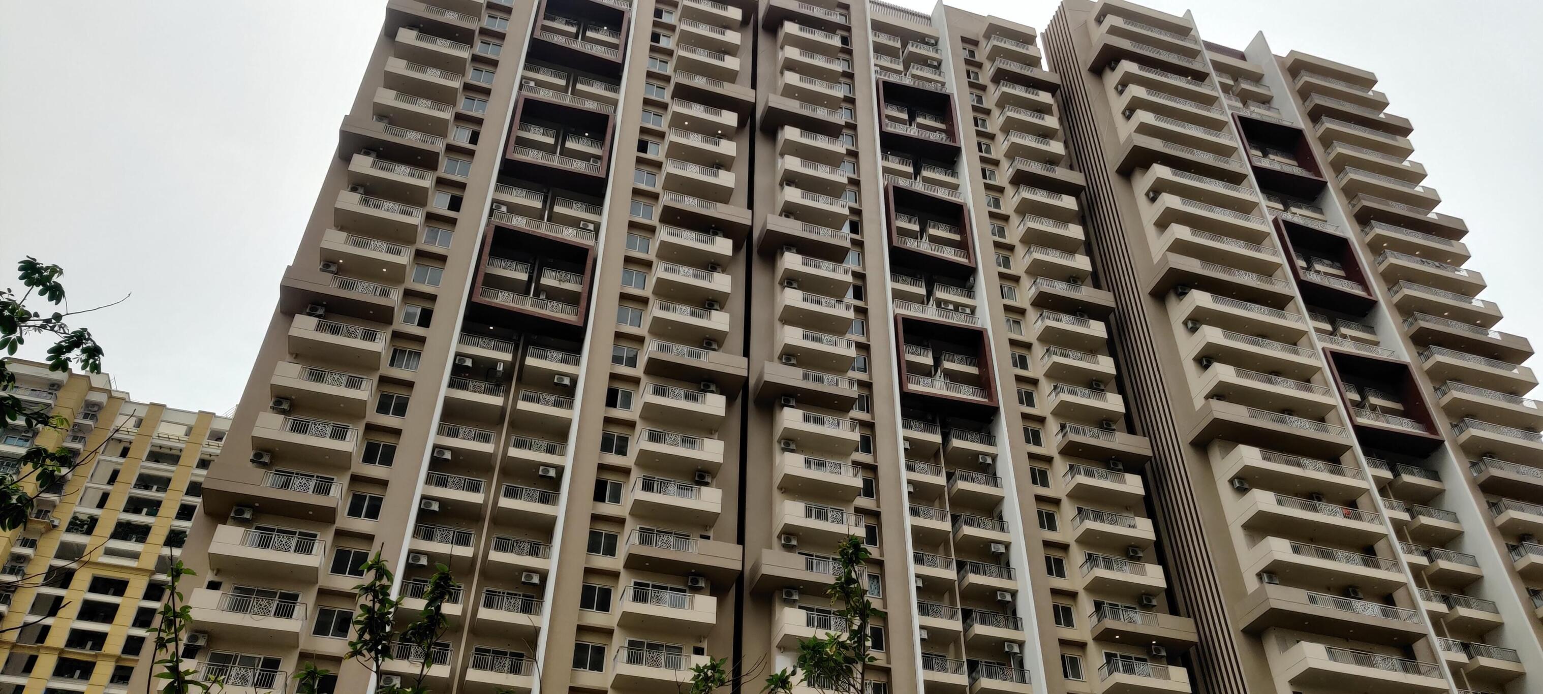 Ivy County, Sector 75, Noida Society Image 4