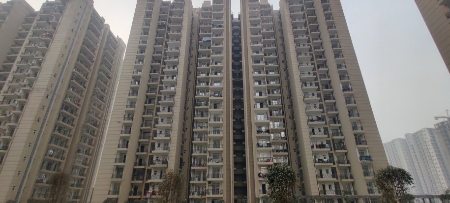 Aims Green Avenue, Sector 4, Noida Extension Society Image 4