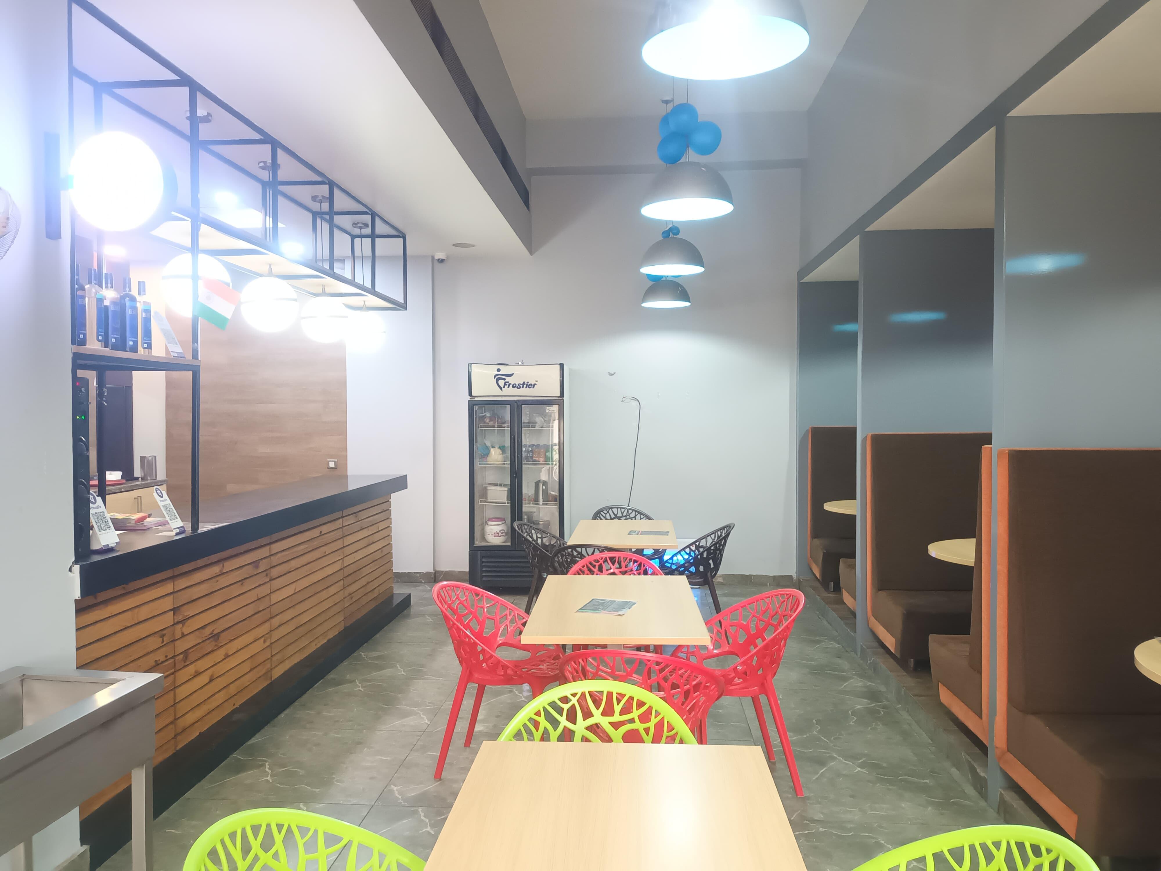 Hyde Park, Sector 78, Noida Society Image 4