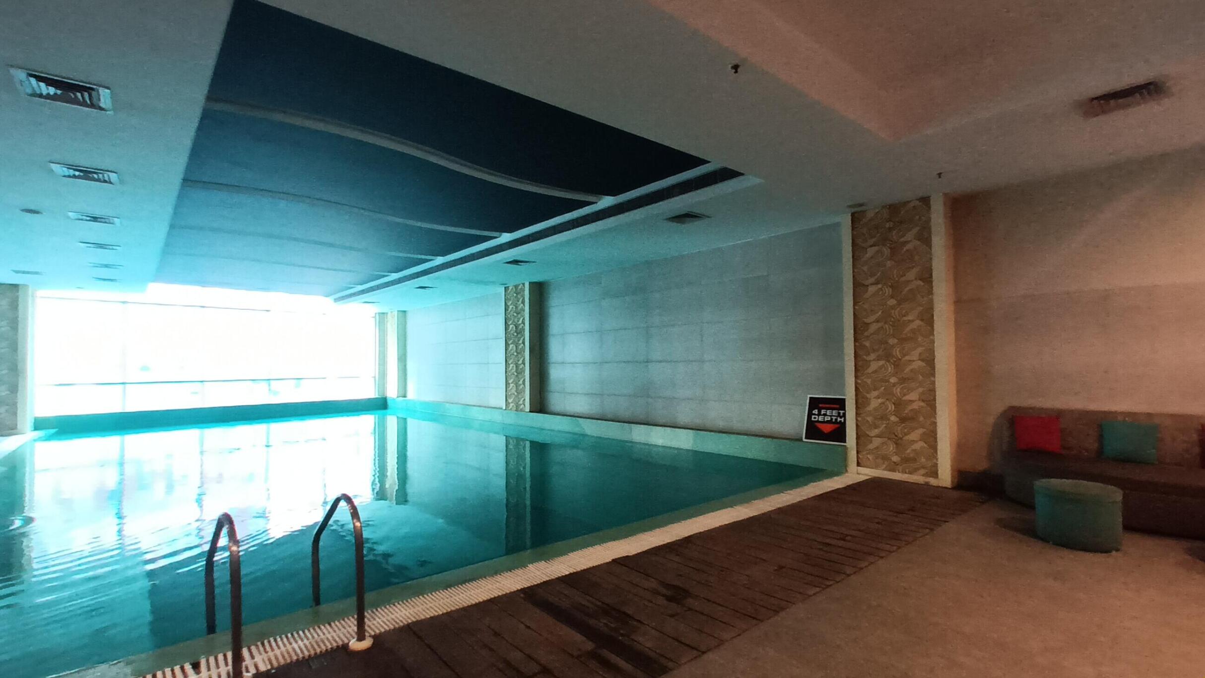 Cleo County, Sector 121, Noida Society Image 5