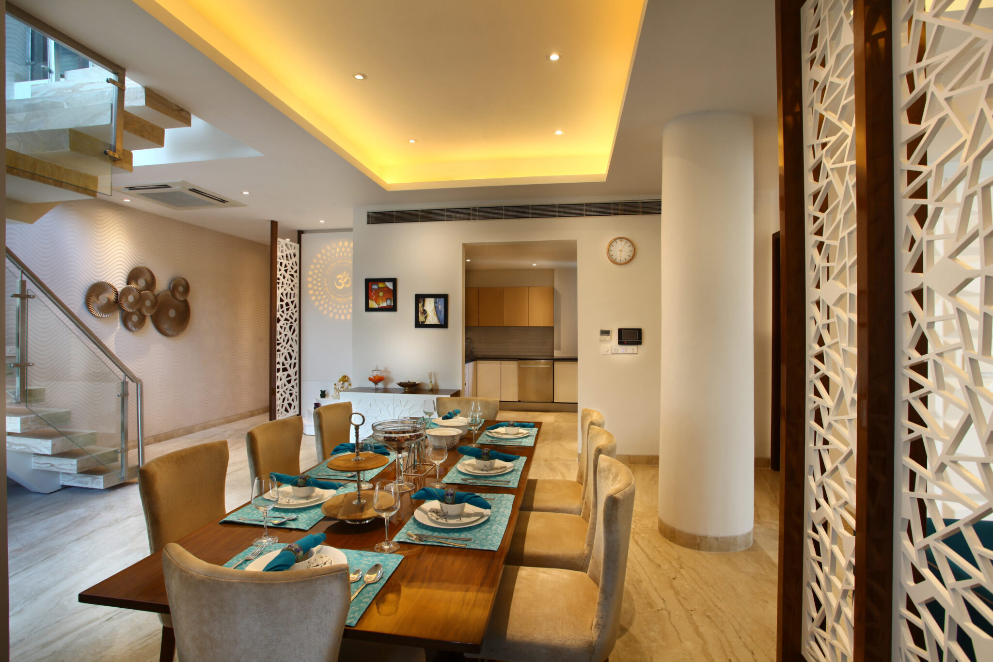 Mahagun Moderne, Sector 78, Noida Society Image 2