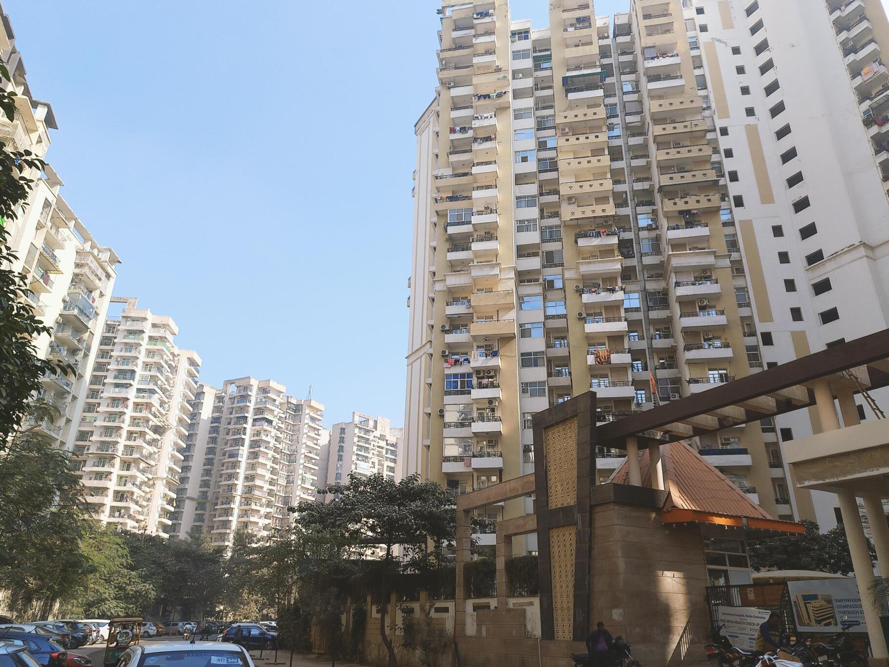 Divyansh Flora, Sector 16C, Noida Extension Society Image 3